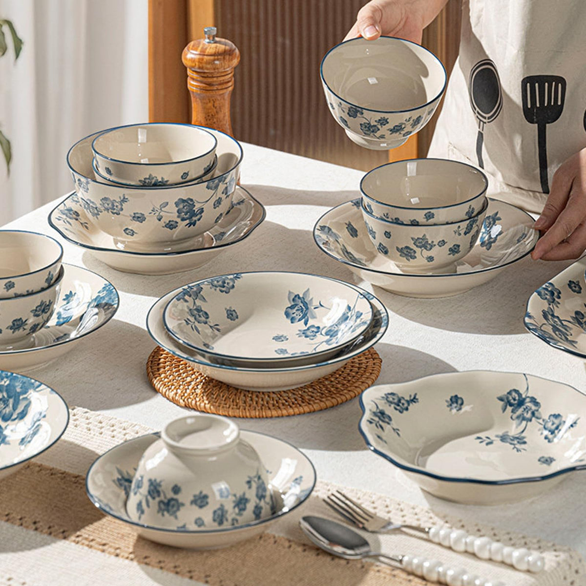 Blue Floral 62PCS Ceramic Dinnerware Set O1209
