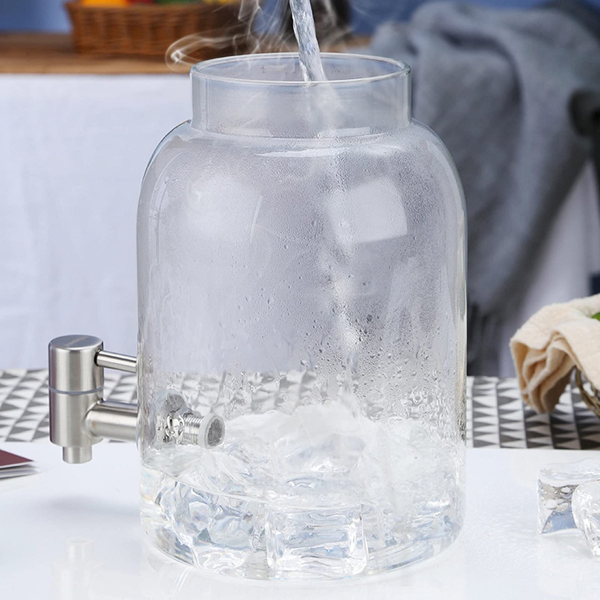 Large-capacity Glass Pitcher with Lid and Faucet P3965