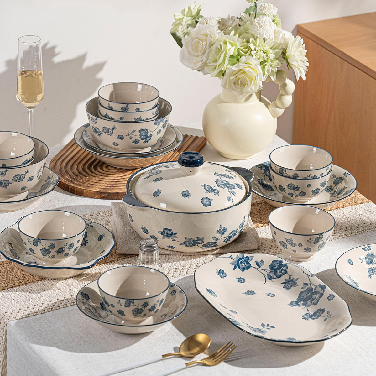 Blue Floral 62PCS Ceramic Dinnerware Set O1209