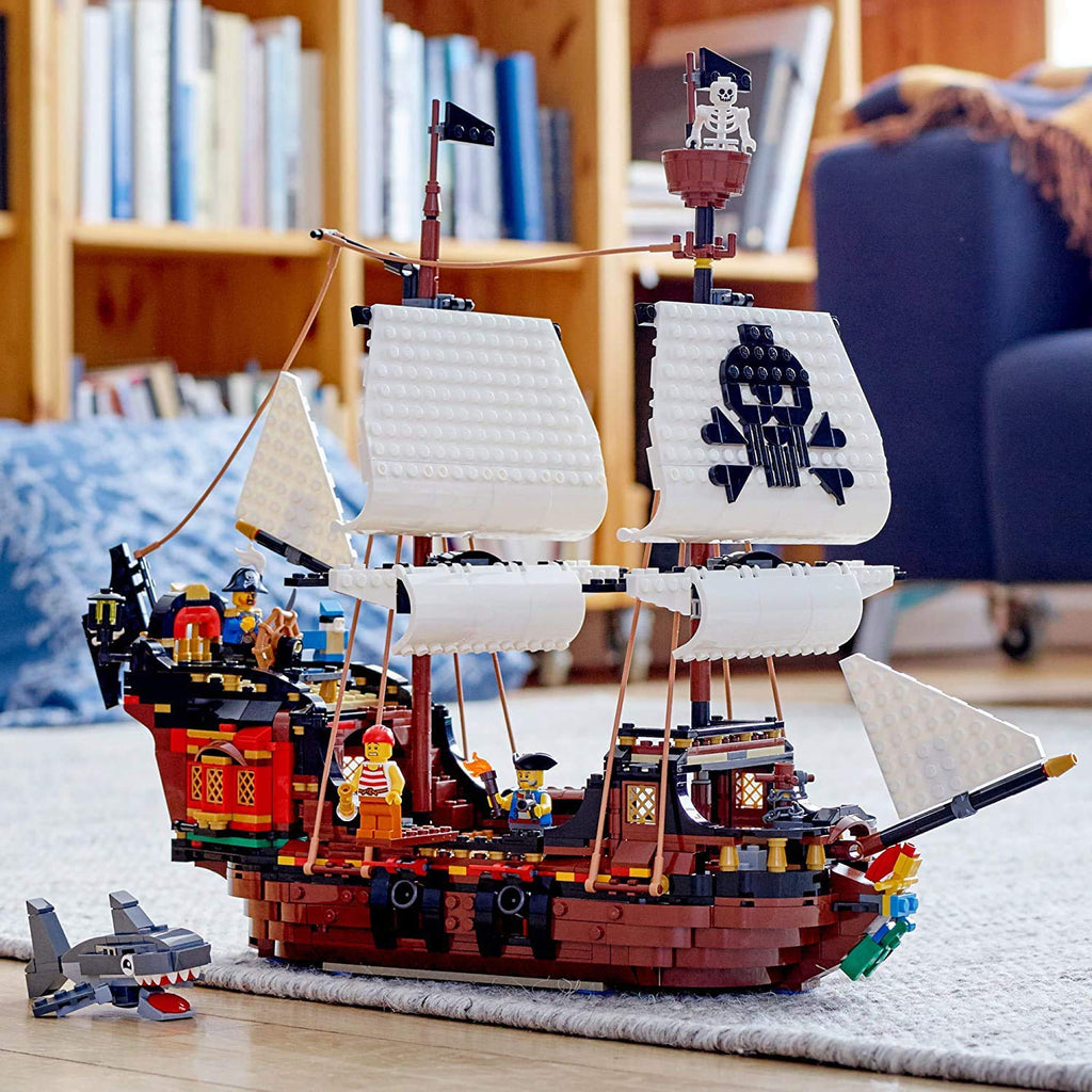 3 in 1 Pirate Ship Building Set Q347