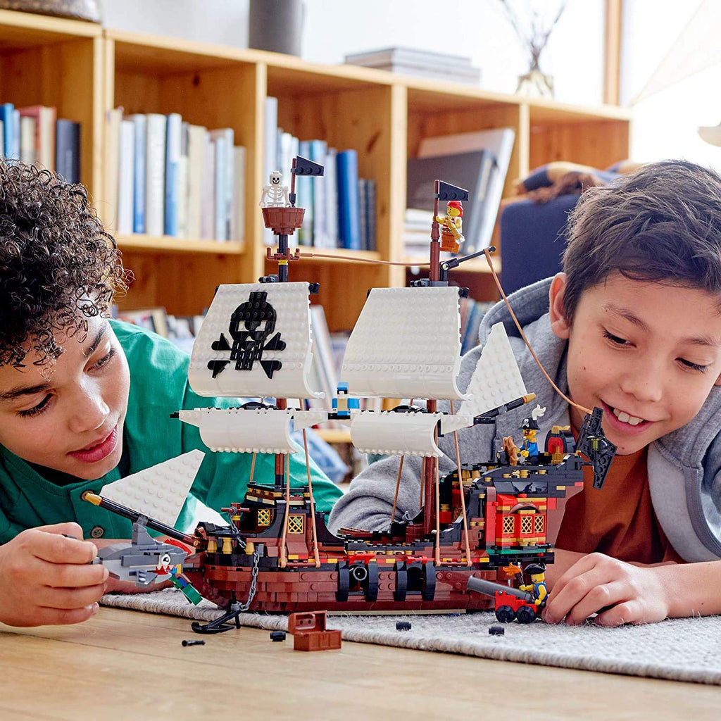 3 in 1 Pirate Ship Building Set Q347