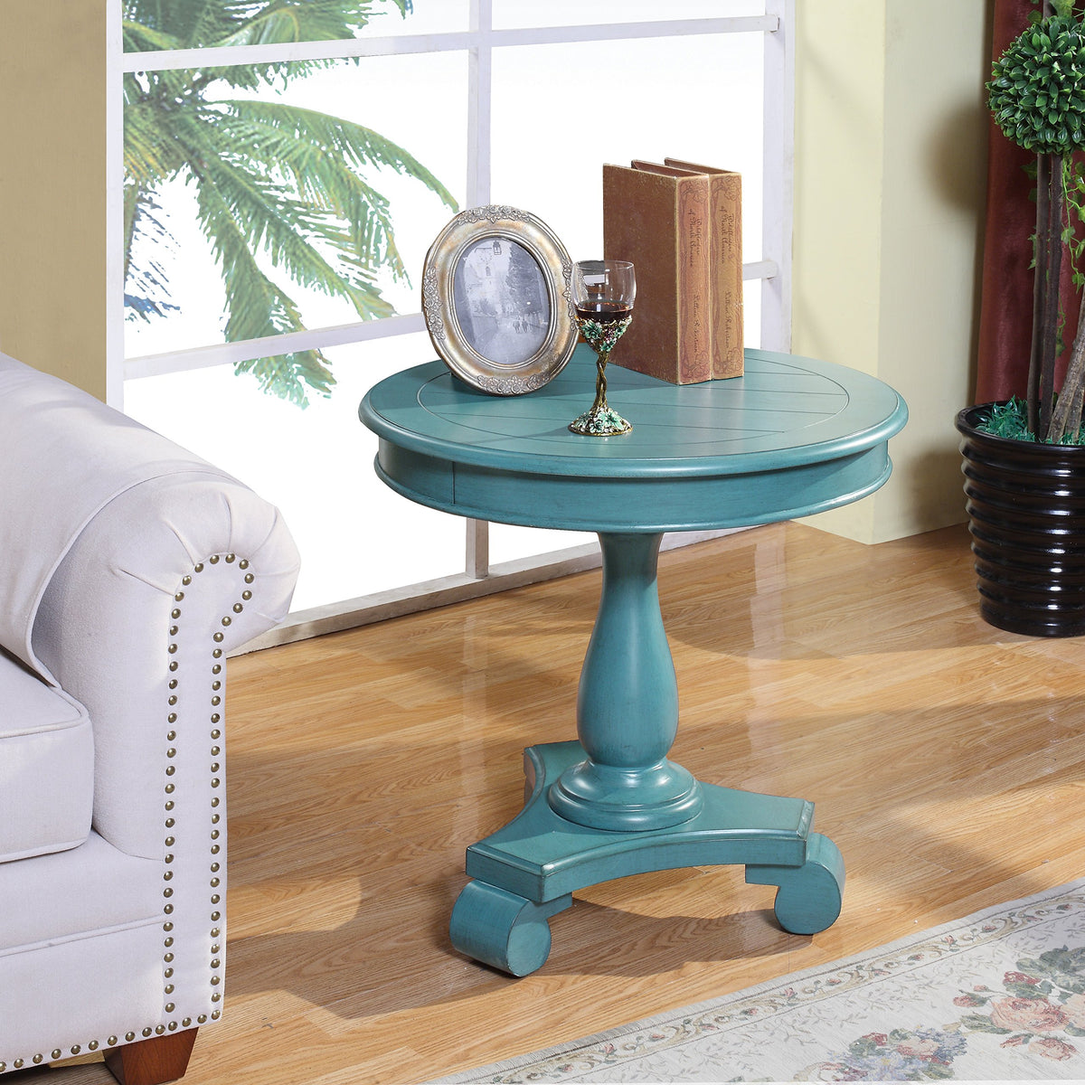 Round Wood Pedestal Side Table S694
